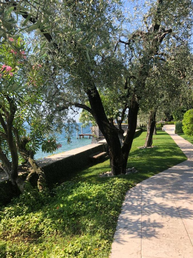 Hotel Villa Giulia ガルニャーノ エクステリア 写真