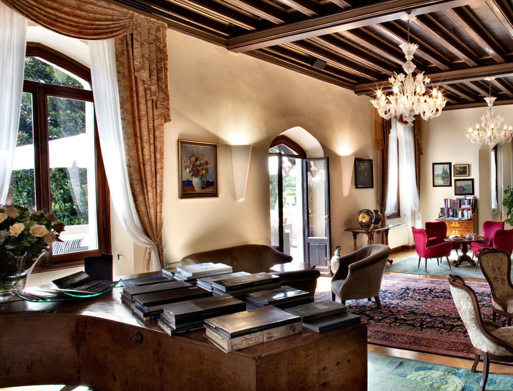 Hotel Villa Giulia ガルニャーノ エクステリア 写真
