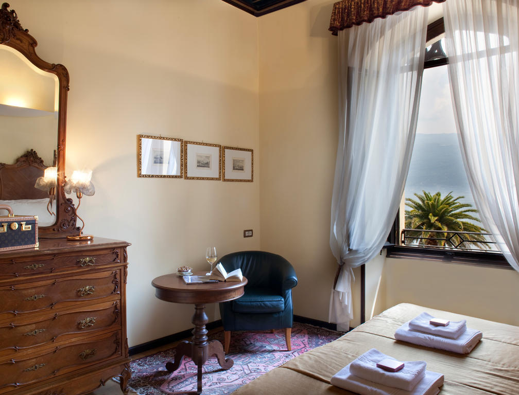 Hotel Villa Giulia ガルニャーノ 部屋 写真